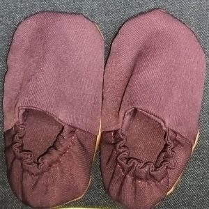 Baby Shoes Non-Slip (Maroon) 9-12 mo