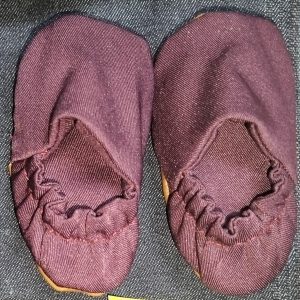 Baby Shoes Non-Slip (Maroon) 3-6 mo